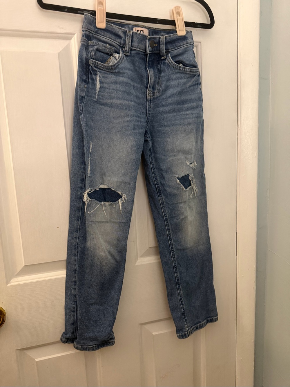 SO Girls Size 8 Distressed Ripped Straight Leg Jeans Medium Wash